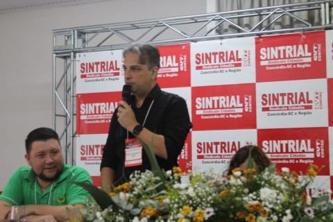 Seminário Saúde e Segurança dos Trabalhadores reuniu representantes de diversas regiões do Brasil