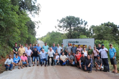 Inaugurada rampa de concreto na comunidade Caravággio